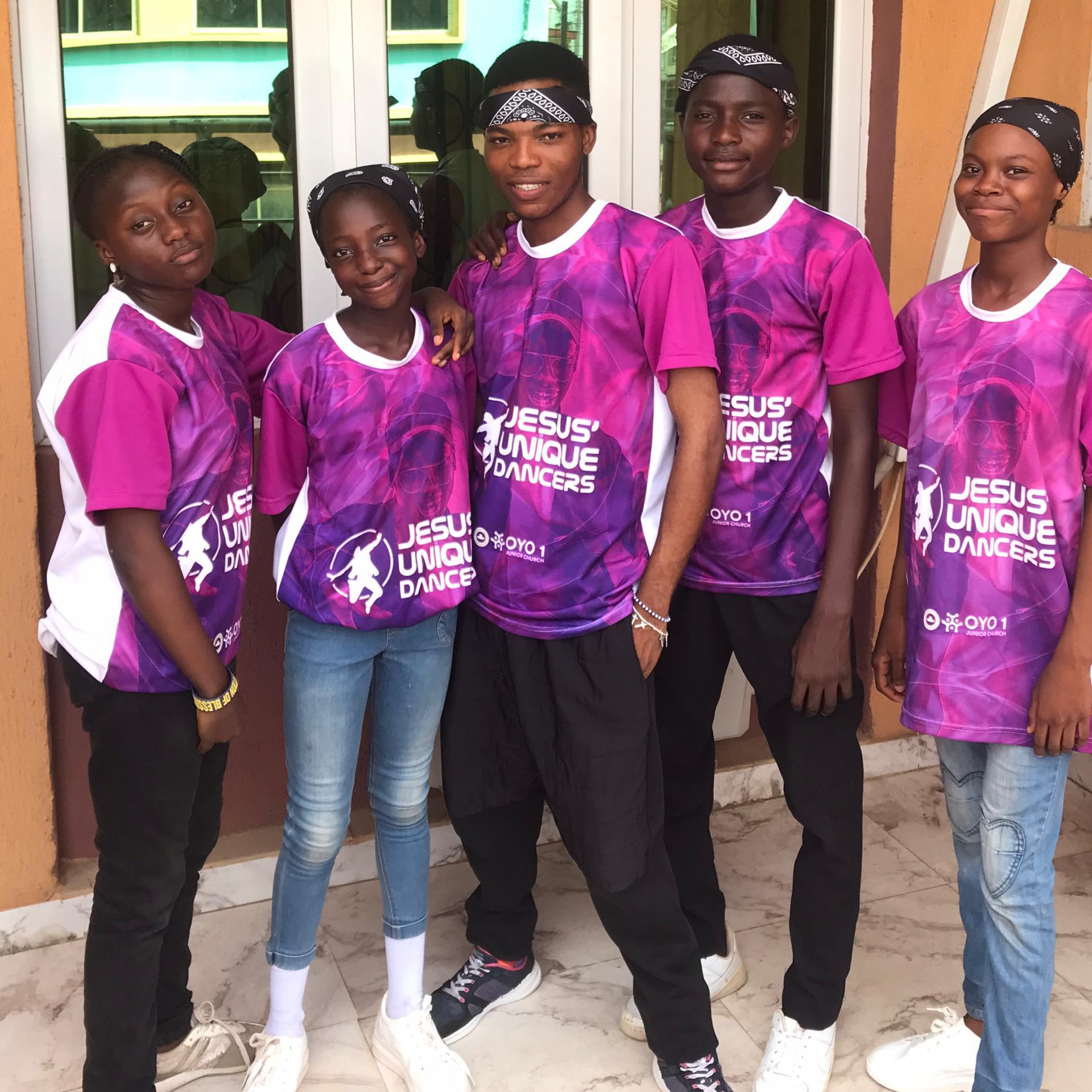 Jesus Unique Dancers